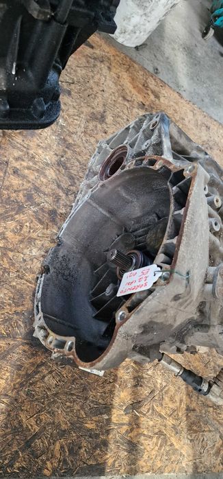 Cutie Viteze   Kia Sorento 2.2CRDI  Santa Fe 2.2D cod 43000-3B010