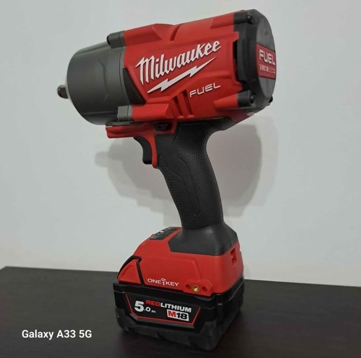 Pistol puternic ROȚI Milwaukee