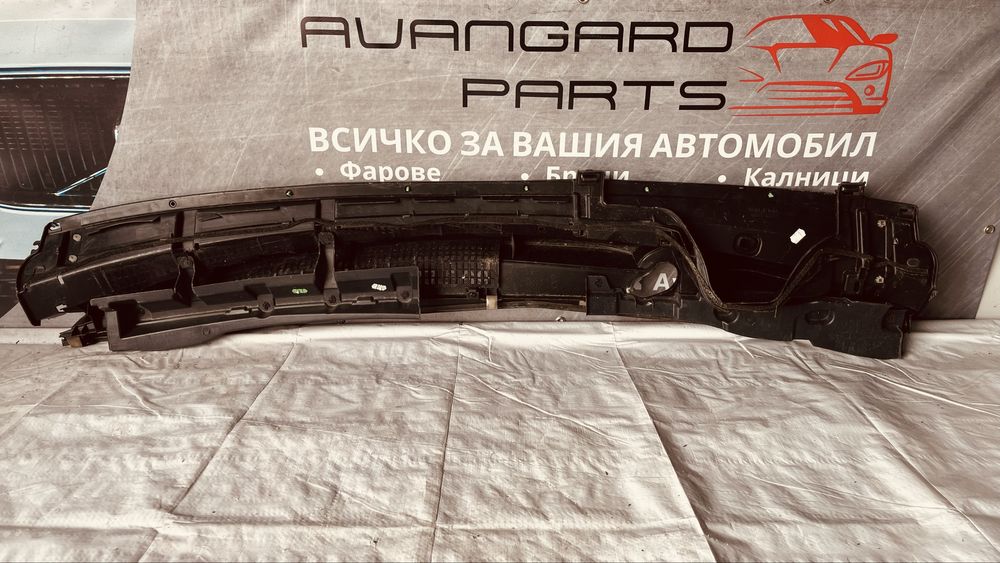 2 броя решетка под чистачки Toyota Yaris 2017-2020