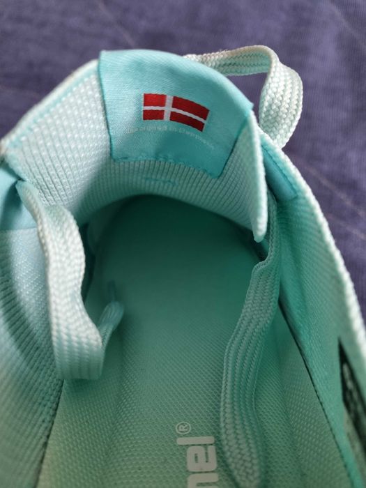 Нови свежарски дамски маратонки/кецове Hummel