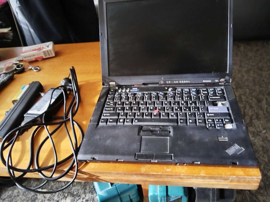 Лаптоп Lenovo ThinkPad T61 На части