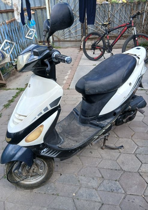 Продам скутер рэйсер