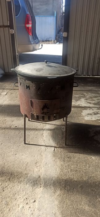 Продам казаны  60л 30л