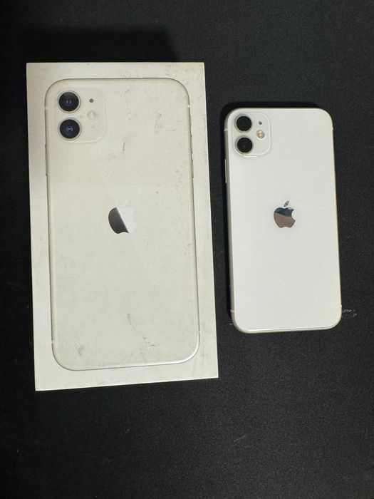 Продам Айфон 11  128 гб
