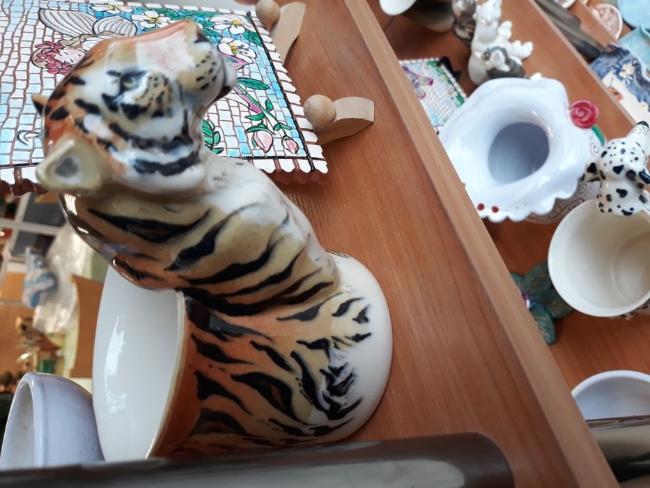 Порцеланови чаши - лъв, тигър, ягуар, панда, кон, хъски, слон, зебра