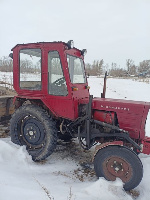 Продам трактор Т-25