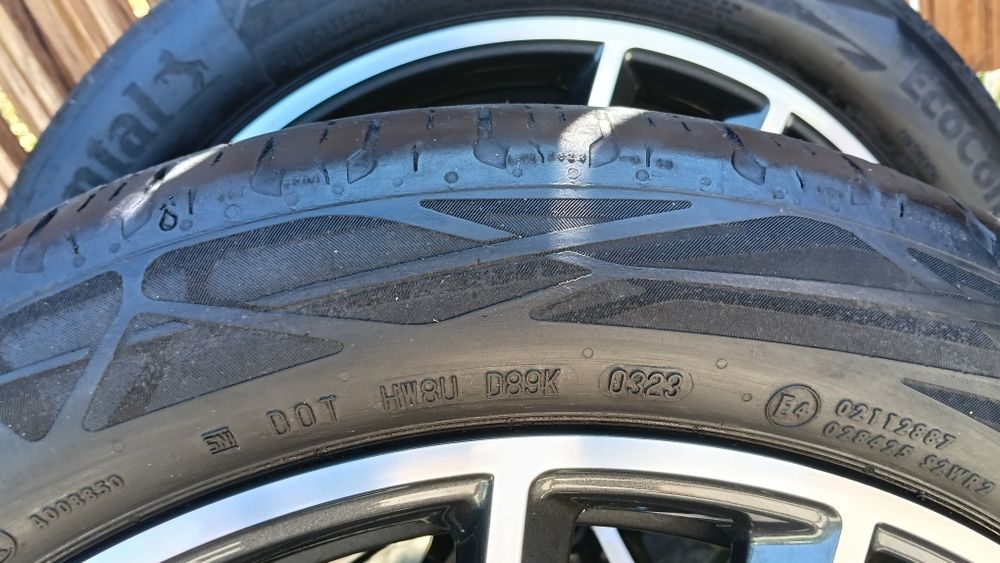 Anvelope  Continental vara 245/45/18  Y XL