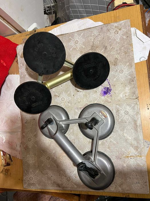 Вакуумни лапи за стъкла