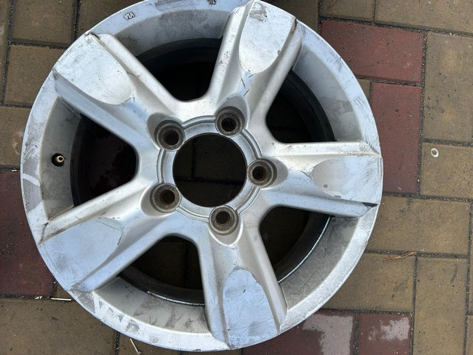Продам оригинальные диски на Ленд Крузер 200