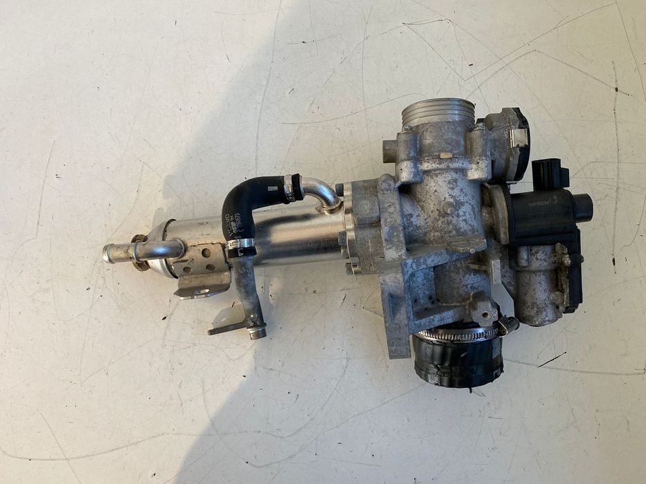 EGR 185CP Volvo V70 S60 XC90 S80 XC60 XC70 880766L 8801828 31422317 31219874 8699208