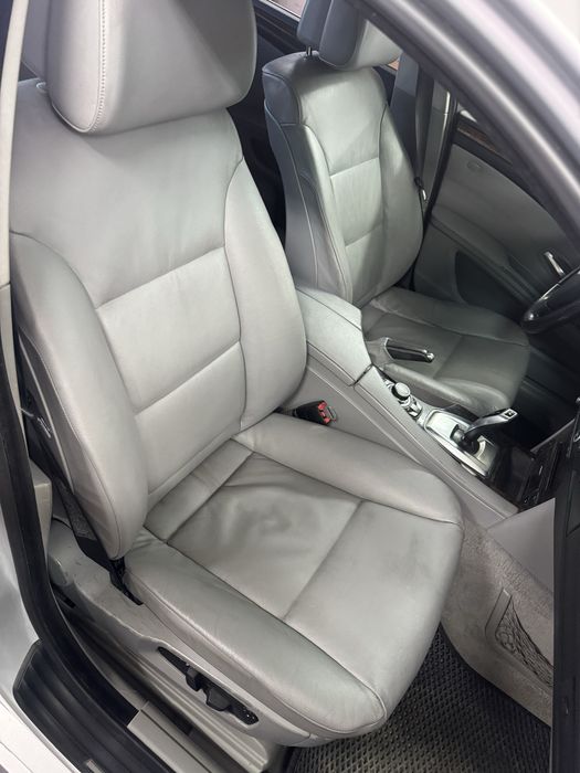 Продам комплект сидений bmw e60