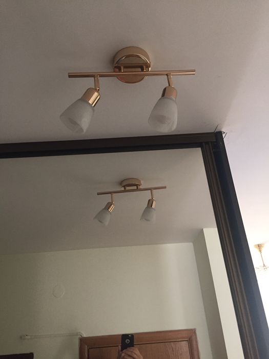 Потолочный светильник