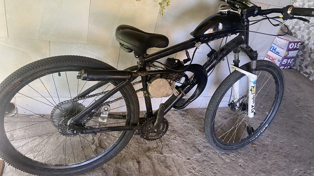 Vând / Schimb Bicicletă cu Motor 80cc 2T - Upgrade-uri + Toba Banana | 850 lei