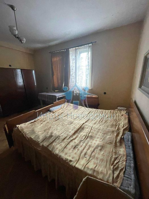 Продава се Тристаен апартамент в Шумен, Военно училище - 90 кв.м за 1088 €/кв.м - Снимка #3