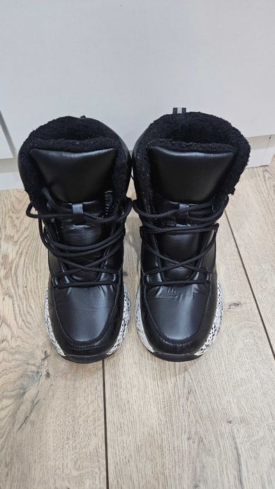 Зимние ботинки для девочки