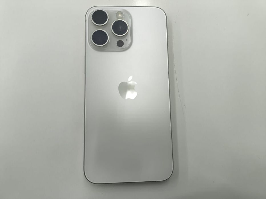 iPhone 15 pro max. 256gb