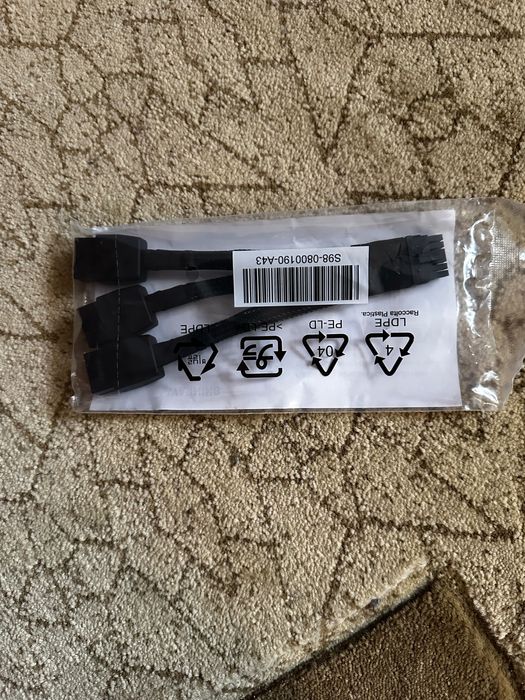 Adaptor 3x8 pini la 16 pini pentru placi video Nvidia