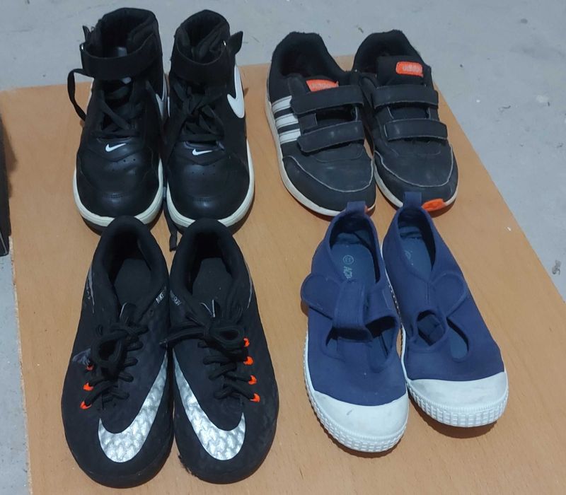 Обувки номер 33 за момче