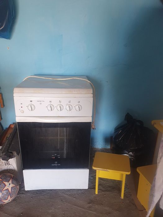 Продам газовую плиту в сортировке