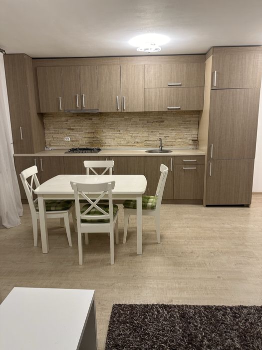 PF inchiriez apartament Floresti