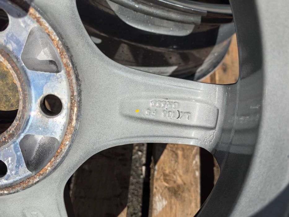 16 цола 5 х 108 мм Форд / Волво - 6,5 Инча / ЕТ 50