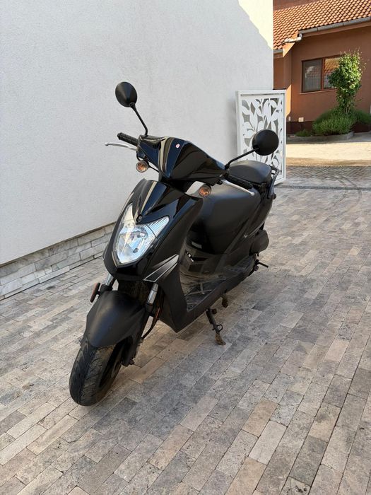 Scuter fara permis stare perfecta 4 bucăți !!
