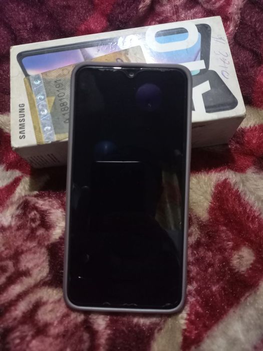 Samsung a 10 s  sotiladi