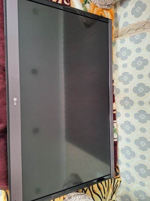 Телевизор LG.  LCD/LEDLCDс функцией 3D  с очками