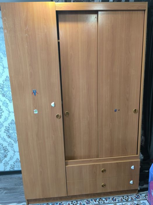 Продам шкаф в хорошем состоянии