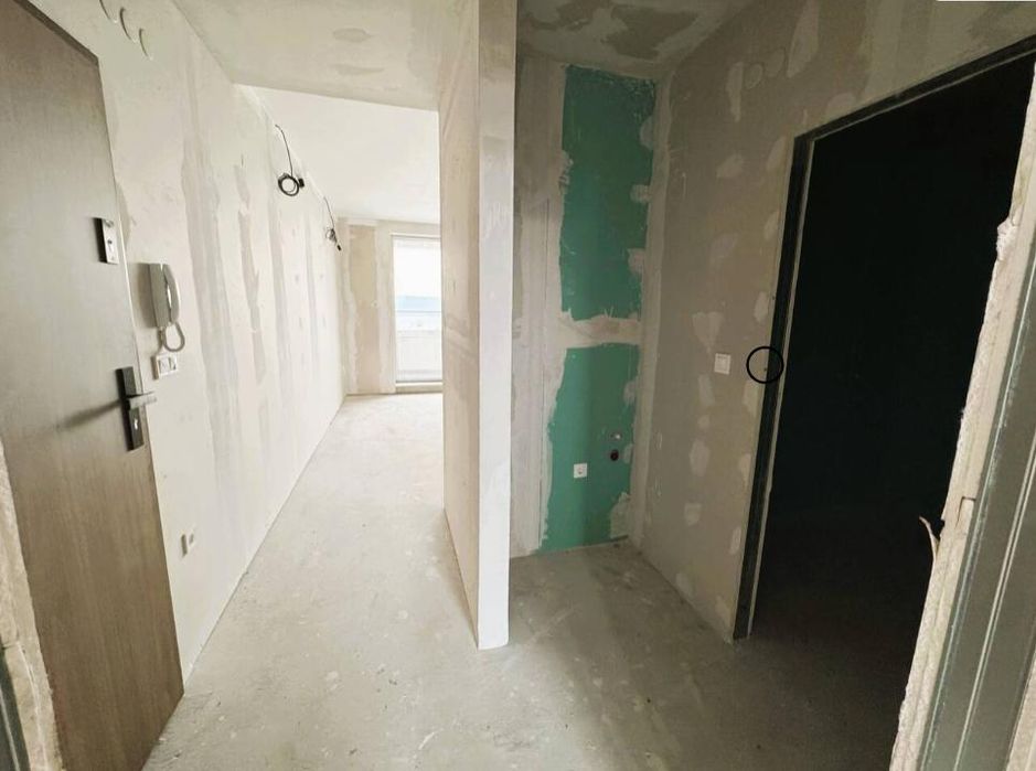 Продава се Двустаен апартамент в Варна, Трошево - 78 кв.м за 1170 €/кв.м - Снимка #4