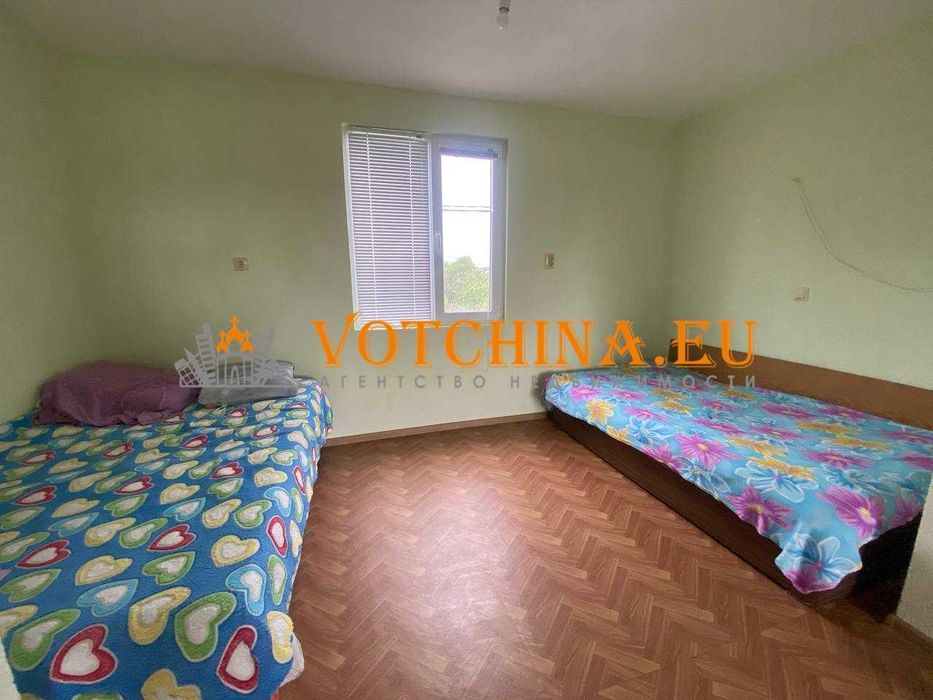 Продава се къща в село Сенокос,област Добрич.