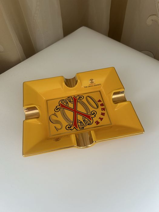 Луксозен пепелник за пури OpusX Society – Керамика с позлата