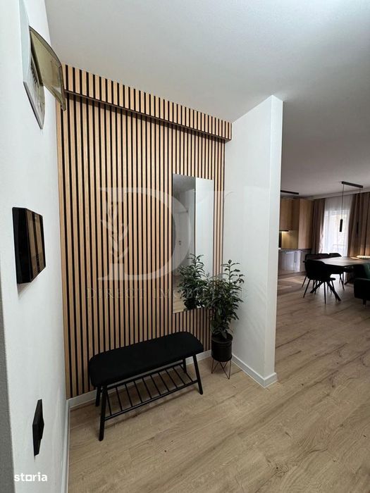 Apartament ultramodern / etaj  intermediar / Zona Eroilor