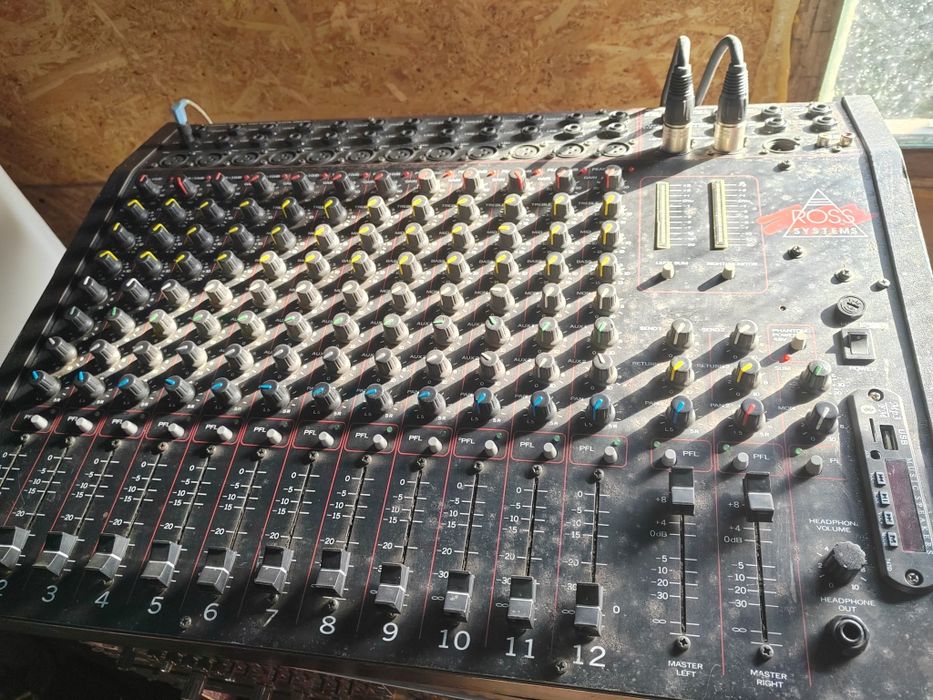 Vand/schimb:mixer, puteri