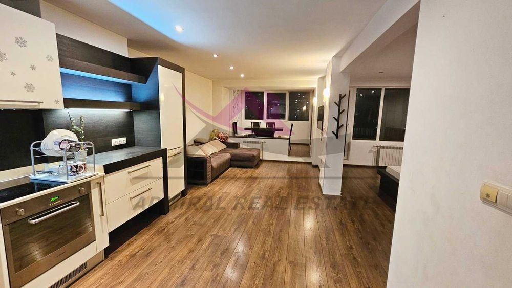 Дава се под наем Двустаен апартамент в Варна, Възраждане 1 - 92 кв.м за 458.49 € - Снимка #1