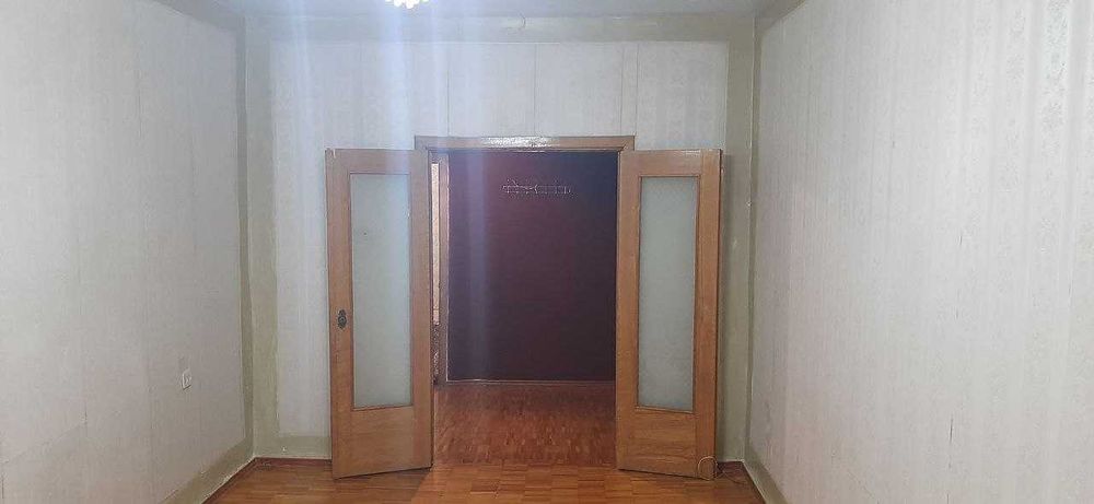 Продаётся трёхкомнатная квартира. Чиланзар 5-квартал