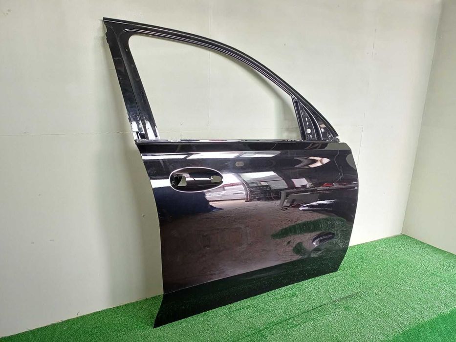 врата предна дясна Mercedes W167 GLE 2019-2025 г. #1012V