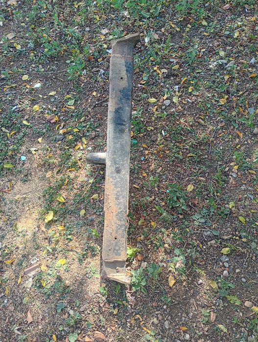 Cârlig mașina folosit pe Duster