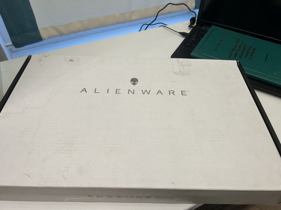Ноутбук Dell Alienware m15 R7 Nvidia RTX3070 Ti