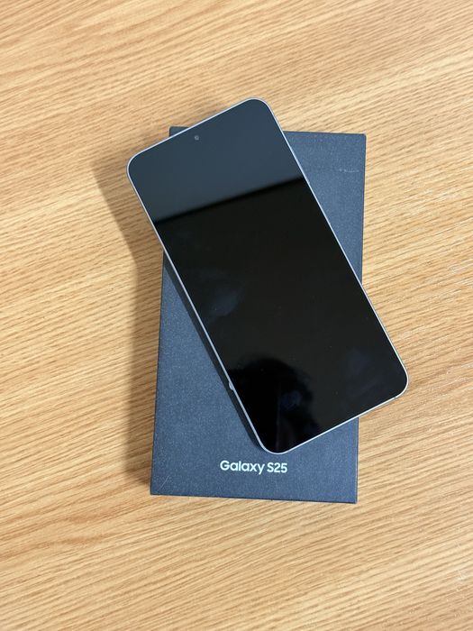 Samsung S25 la cutie full 256 GB