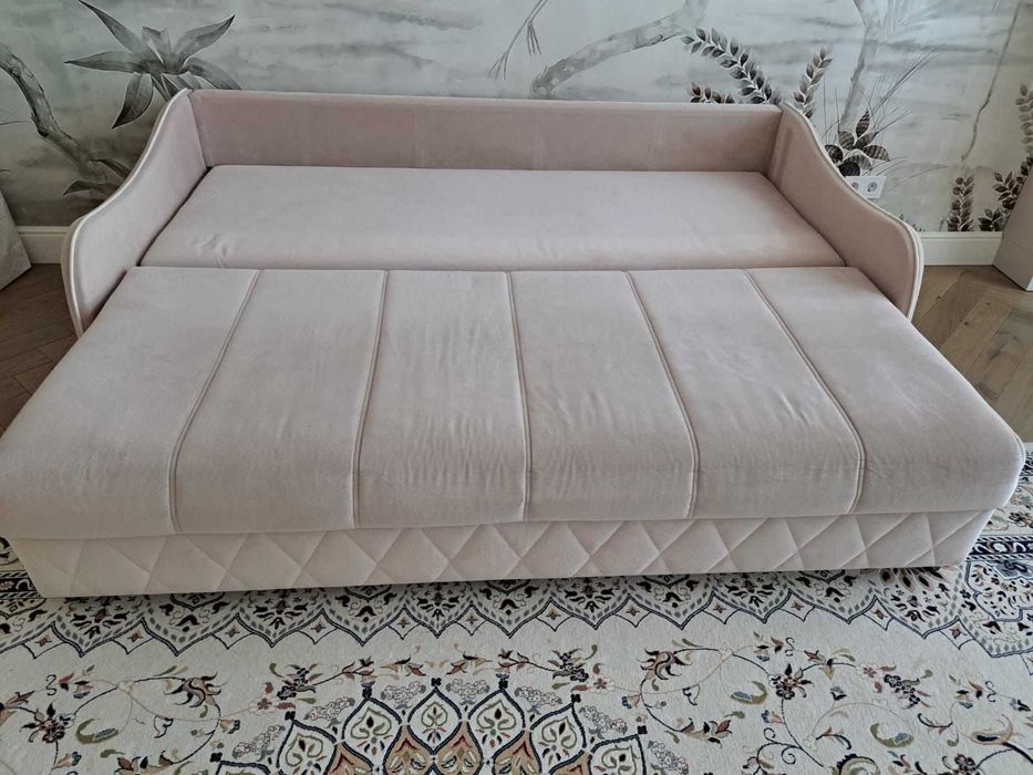Продам диваны бу