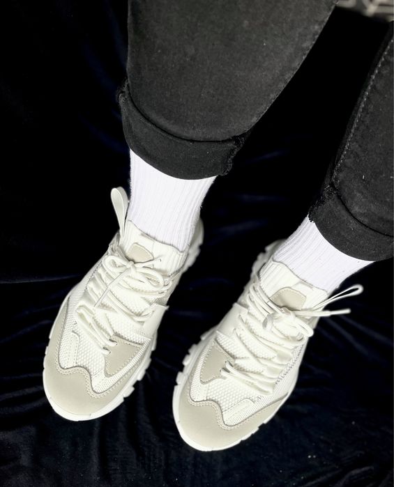 Бели маратонки 39 номер