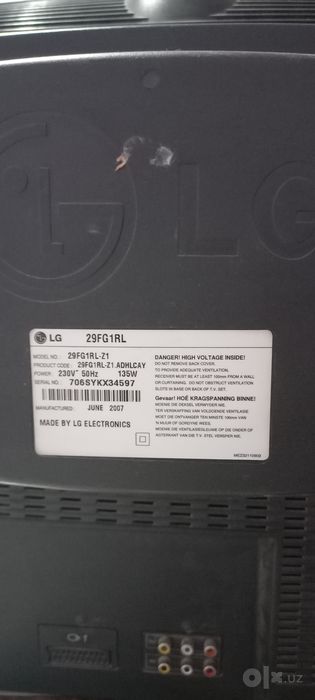 2dona LG televizor 72 dioganli va 53 dioganali