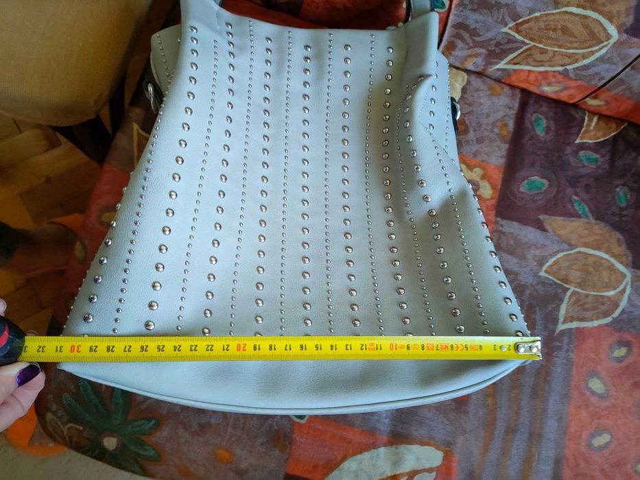 Разпродажба на Дамски чанти