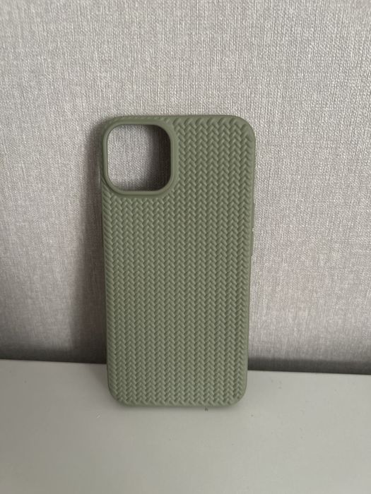 Чехлы на Iphone 14