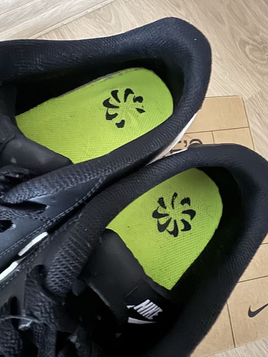 Adidasi Nike marimea 43