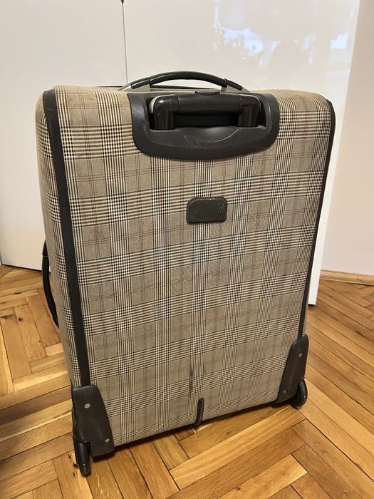 Estil куфар кафяв