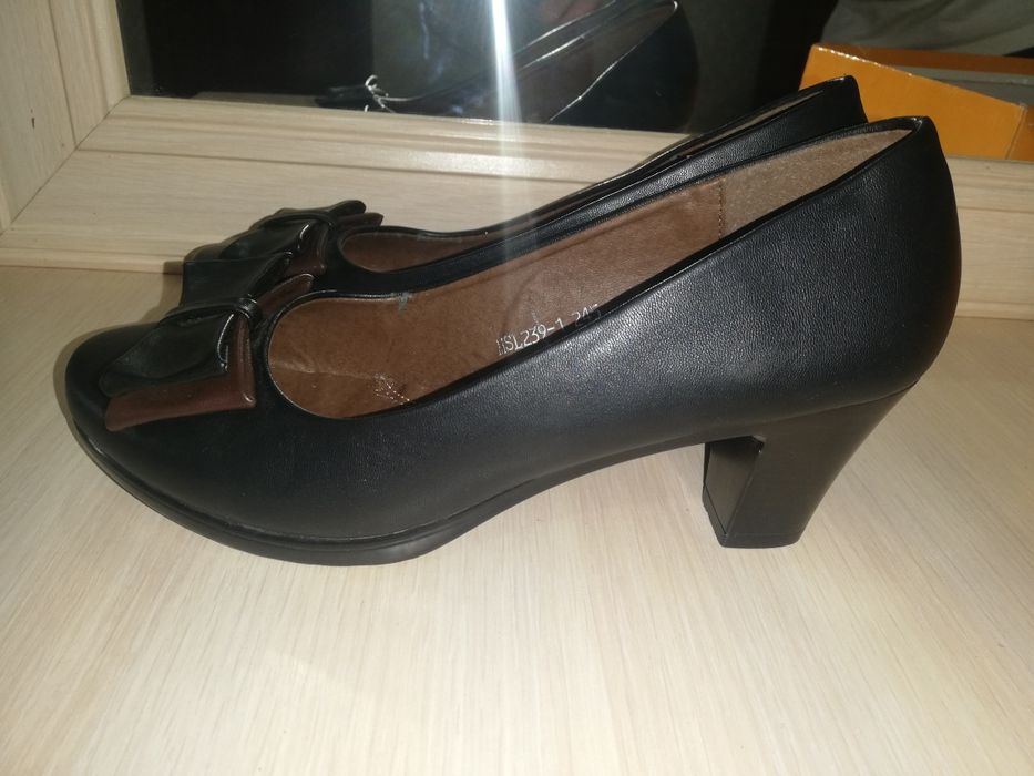 Женская обувь  туфли  М. S. L