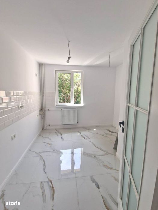 Titan - Scoala 195 - langa Parc IOR