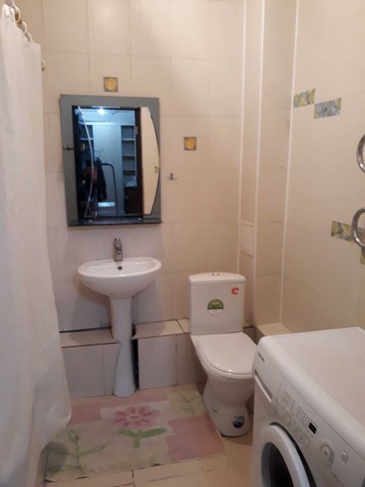 Сдам 2х комнатную квартиру-студия.